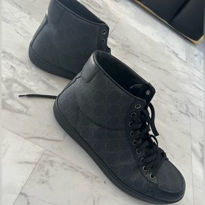 Gucci high top sneakers in black with gg logo